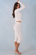 Knit Mid-Rise Capri Trousers in Ivory