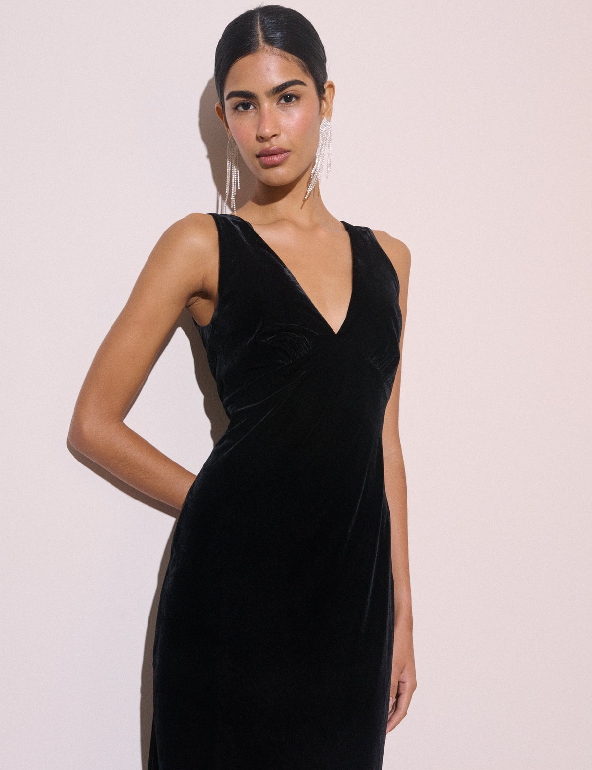 Black Velvet Joey Midi Dress