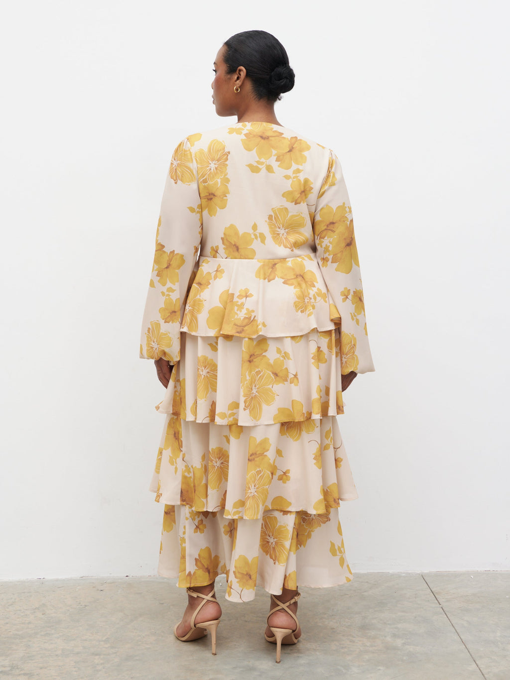 Ashton Ruffle Midaxi Dress Curve - Yellow Ochre Floral