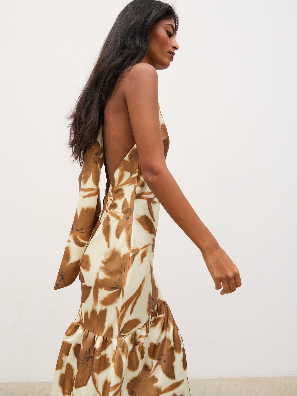 Avery High Neck Backless Maxi Dress - Autumn Petal