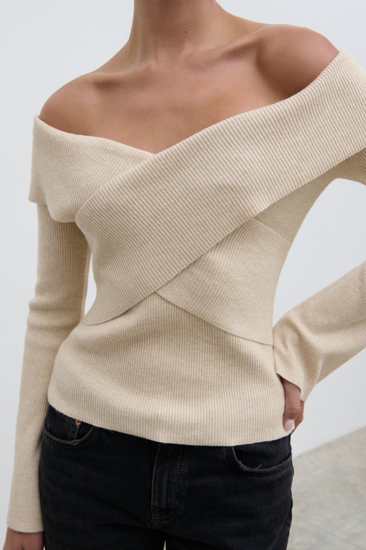 Daphne Cross Over Knit Top - Cream