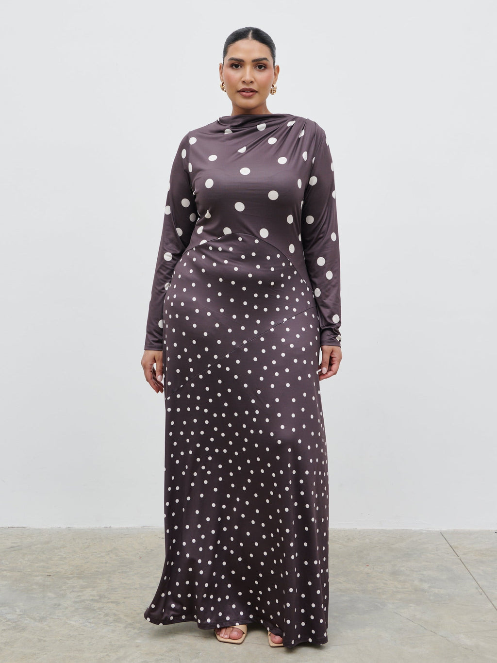 Delilah Asymmetric Maxi Jersey Dress Curve - Polka Dot