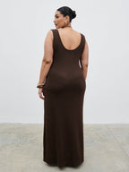 Dora Maxi Dress Curve - Chocolate Brown