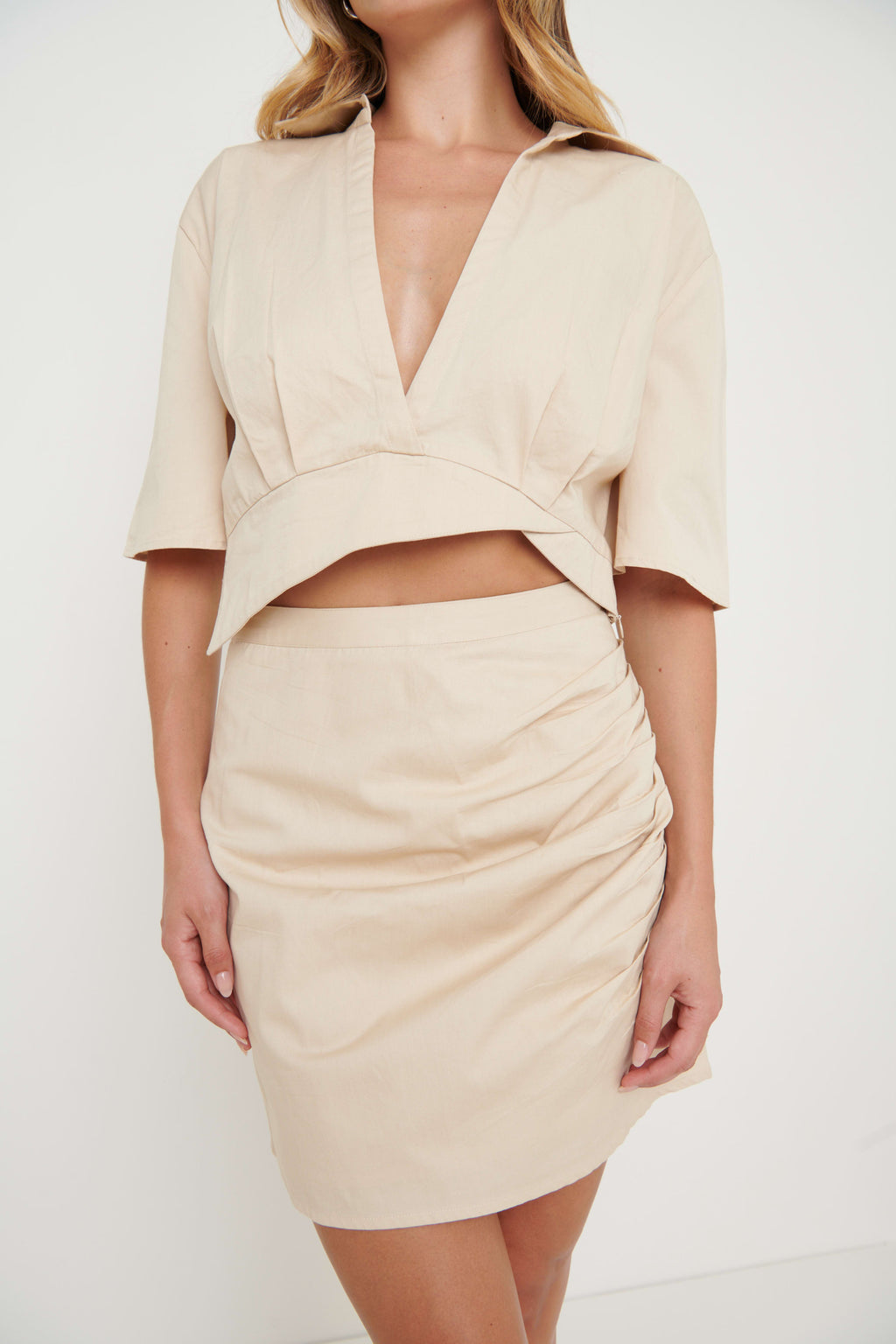 Flynn Asymmetric Cropped Shirt - Beige