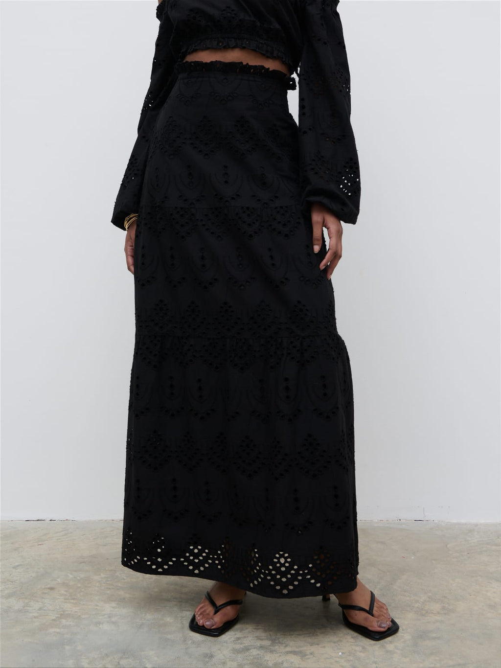Lilla Broderie Maxi Skirt - Black