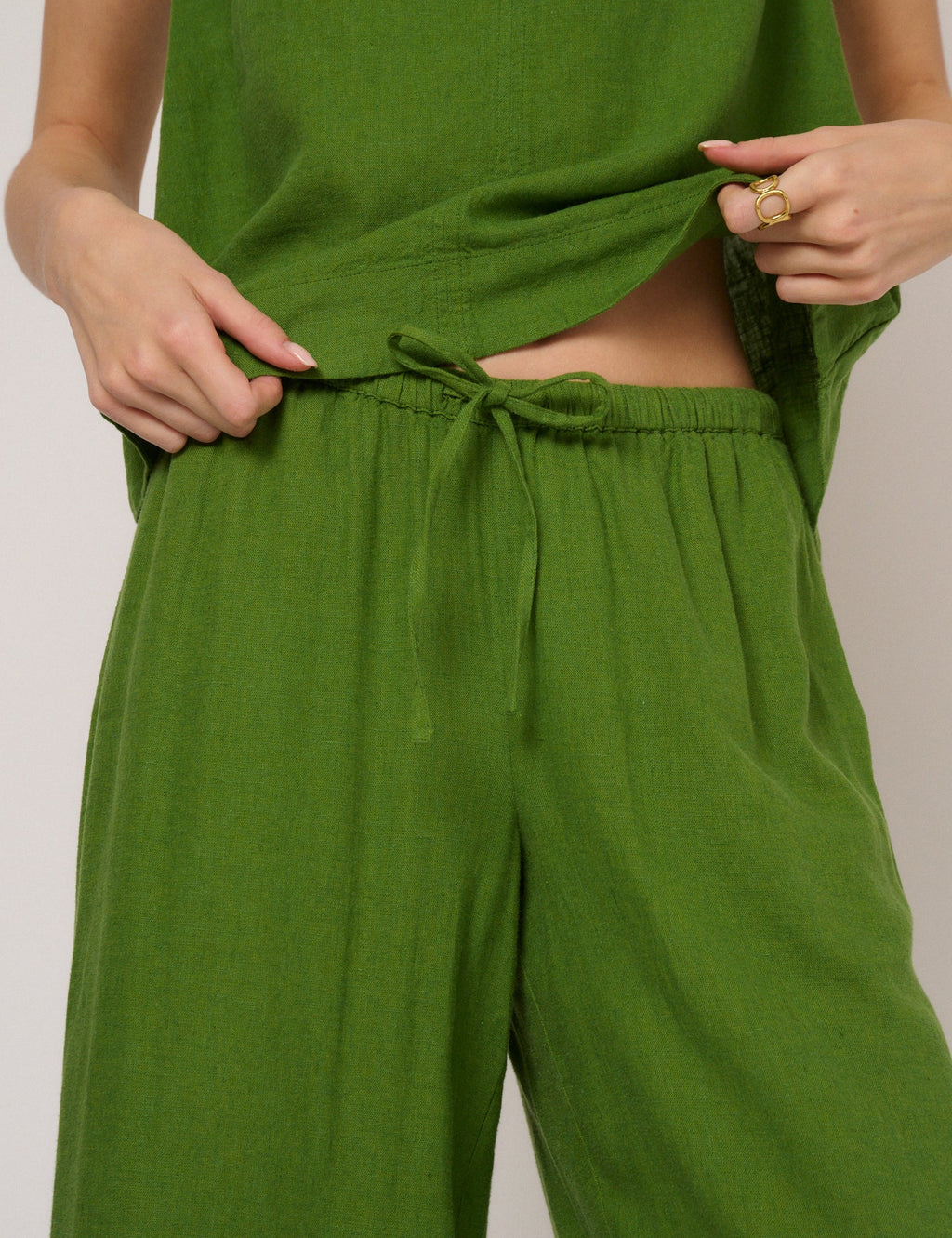 Green Linen-Rich Low Waisted Straight Leg Trousers