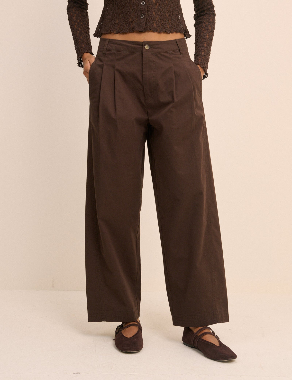 Brown Pleated Subtle Barrel Trousers