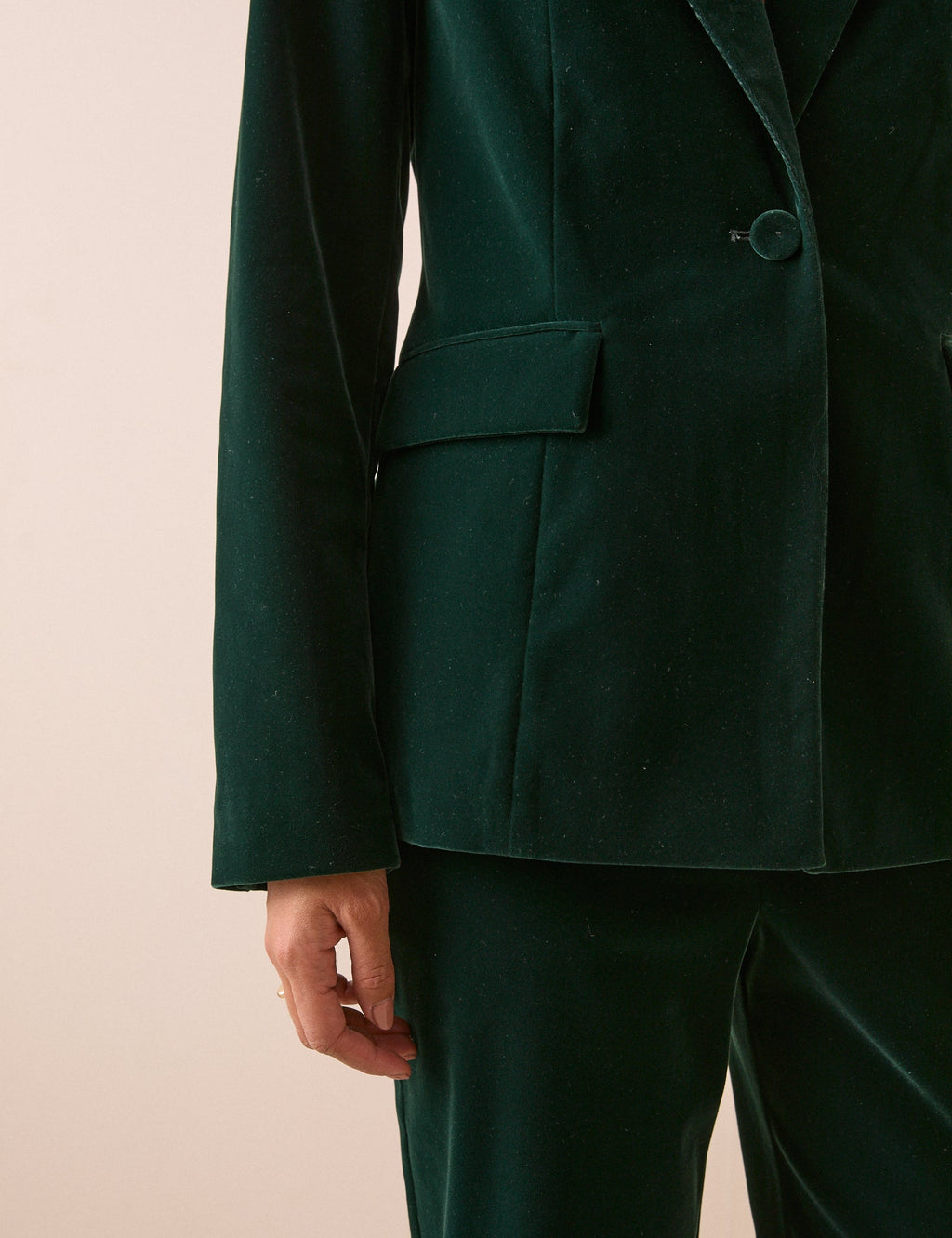 Green Single Breasted Velvet Blazer