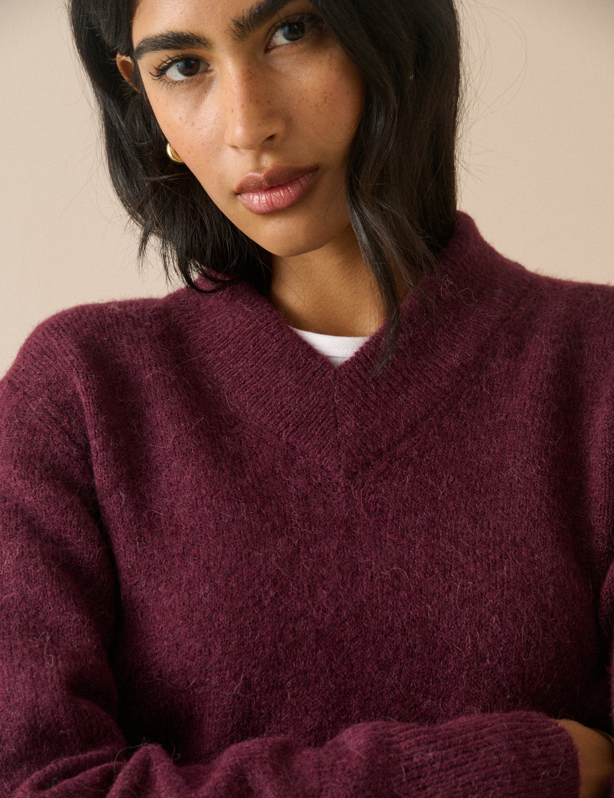 Burgundy V-Neck Ribbed Trim Jumper