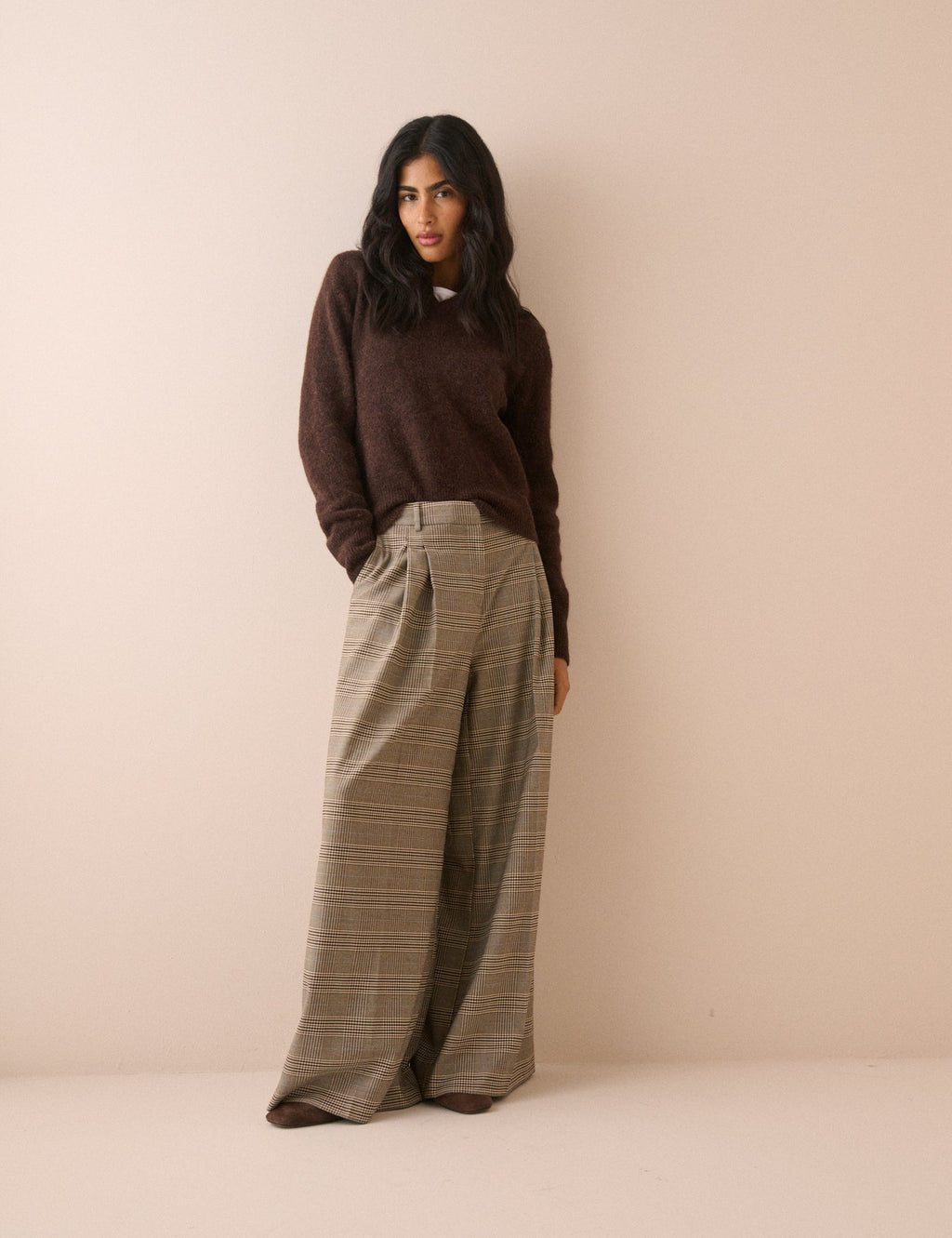 Brown V-Neck Ribbed Trim Jumper