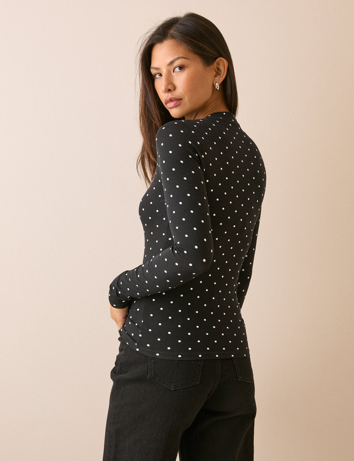 Black Polka Dot Ruched Top