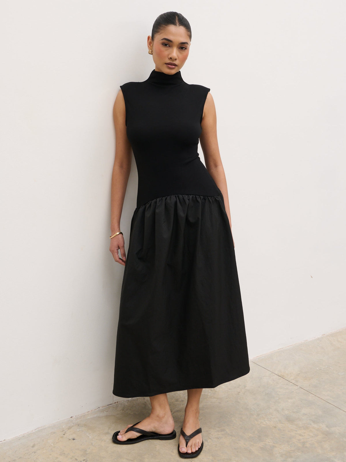 Naia Drop Waist Sleeveless Midaxi Dress - Black