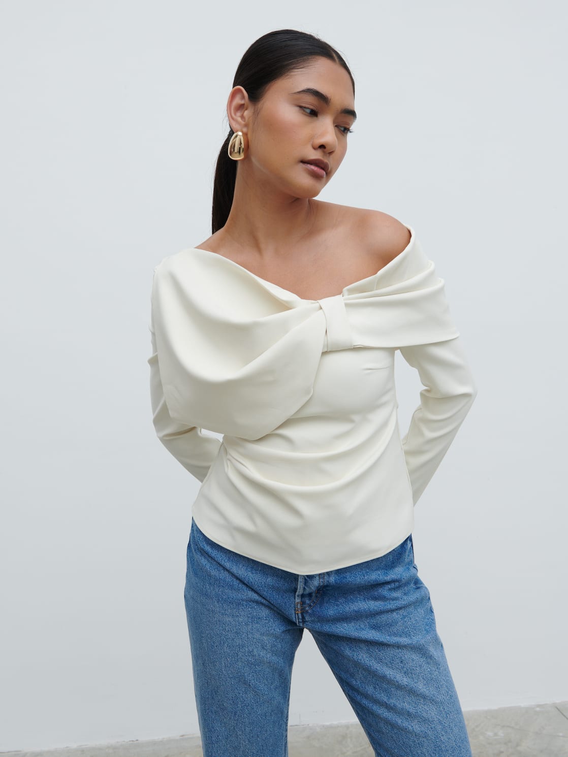 Naomi Exaggerated Bow Top - Cream