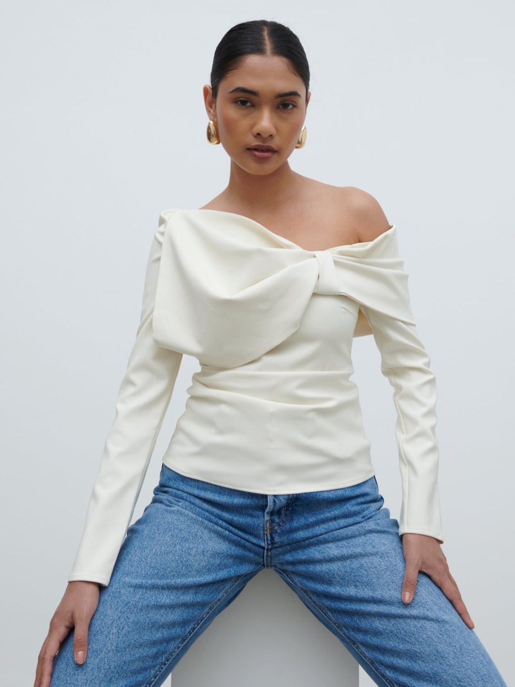 Naomi Exaggerated Bow Top - Cream