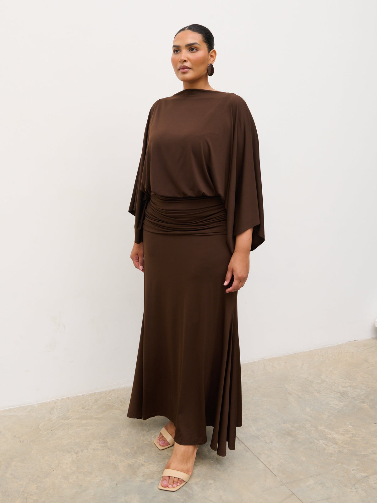 Riven Jersey Ruched Waist Maxi Dress Curve - Chocolate Brown