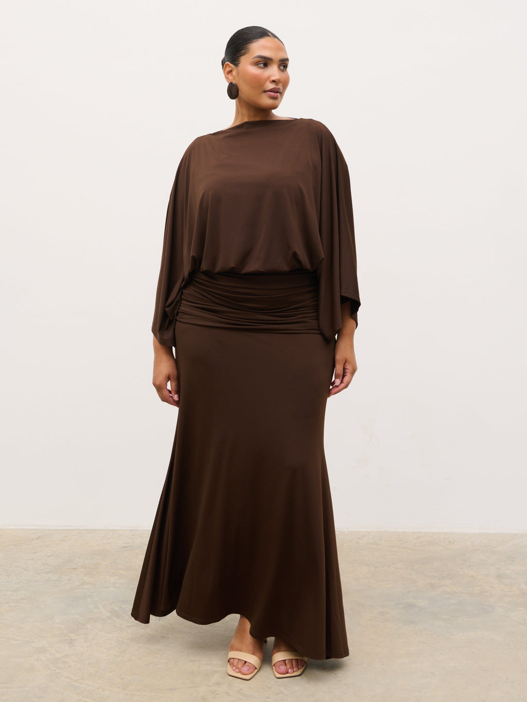 Riven Jersey Ruched Waist Maxi Dress Curve - Chocolate Brown