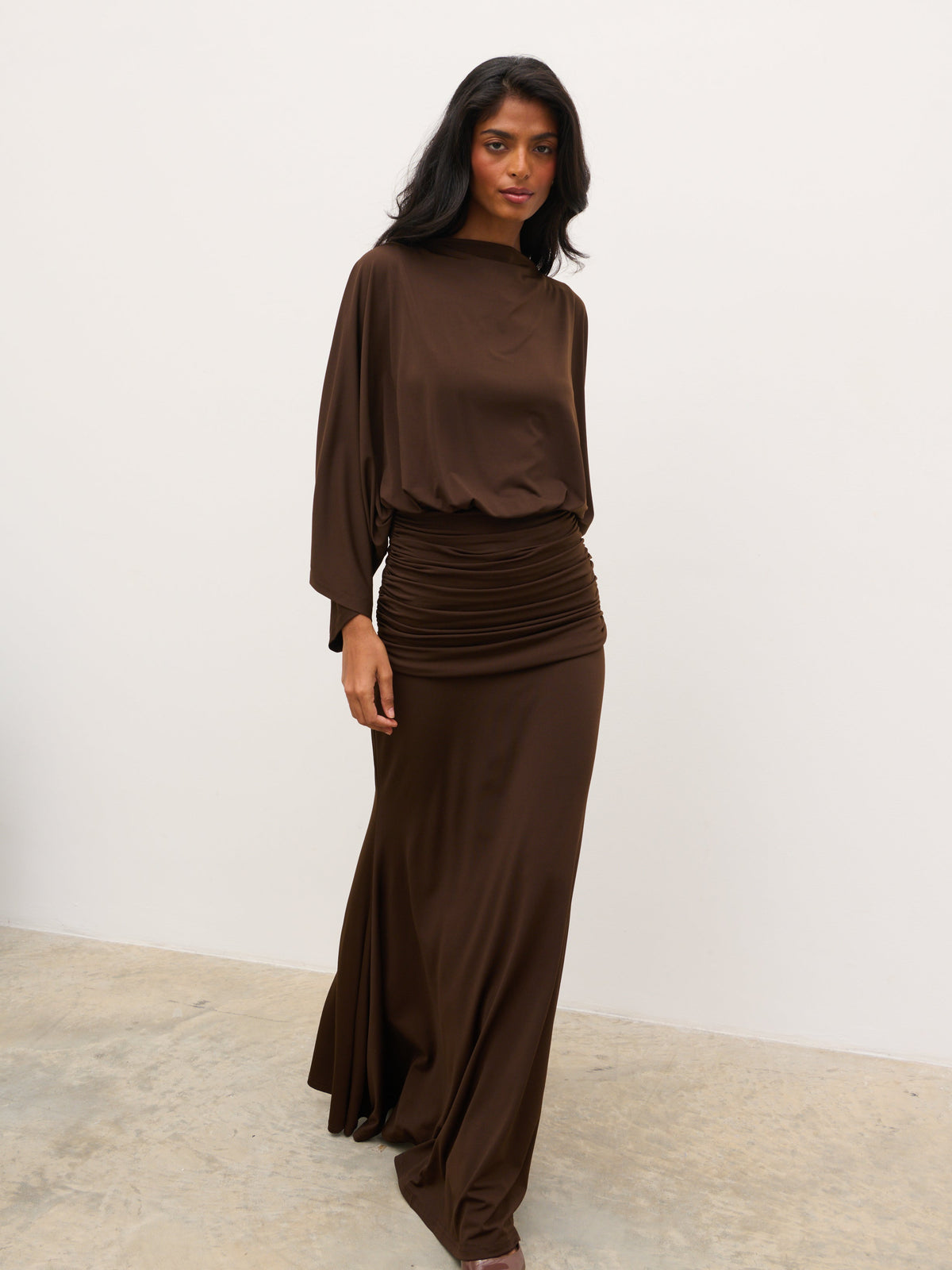 Riven Jersey Ruched Waist Maxi Dress - Chocolate Brown