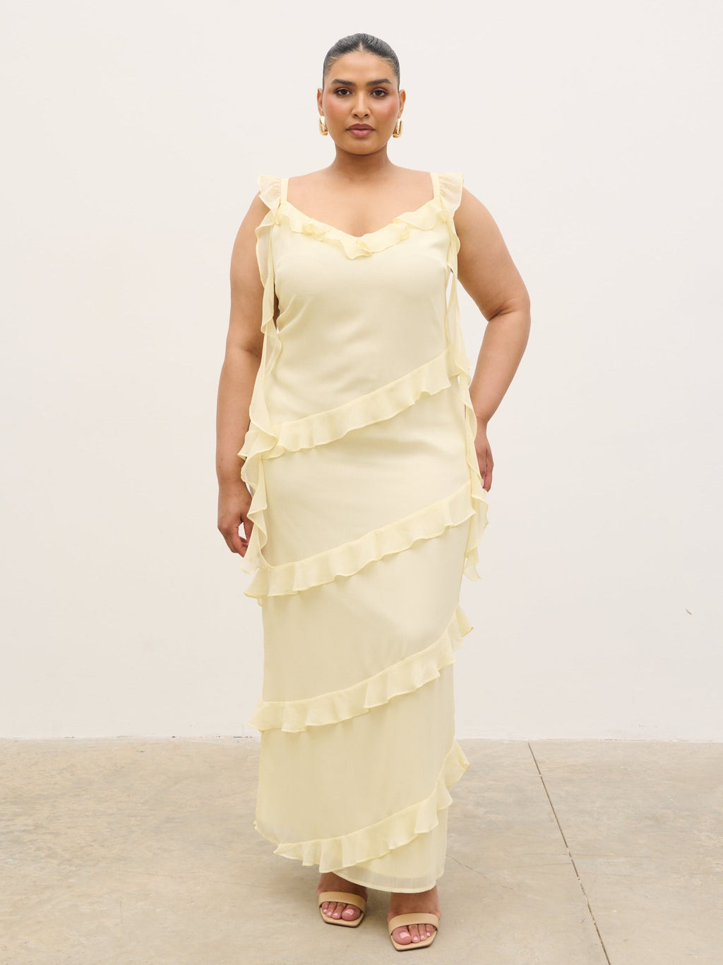 Rue Ruffle Maxi Dress Curve - Lemon