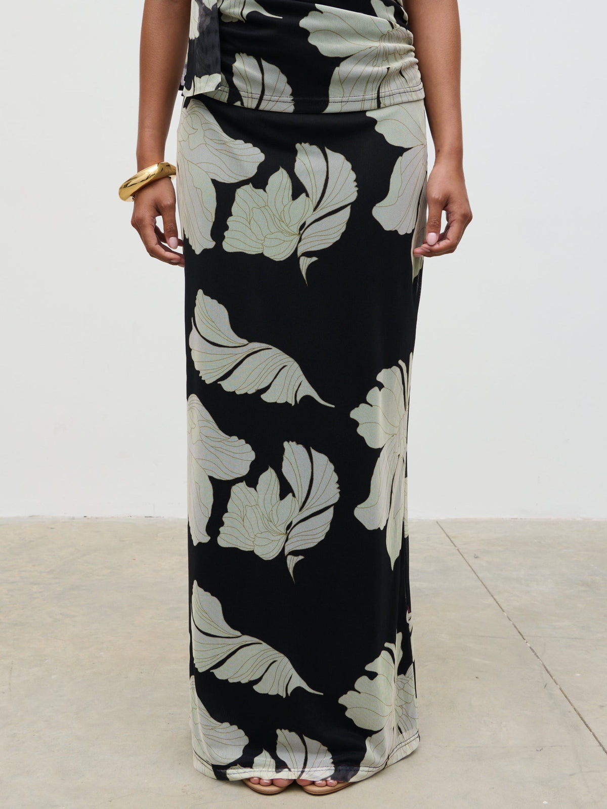 Shea Jersey Maxi Skirt - Monochrome Floral