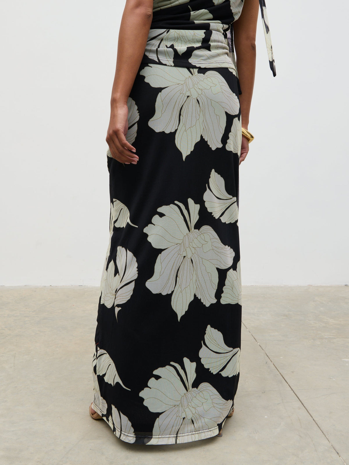 Shea Jersey Maxi Skirt - Monochrome Floral