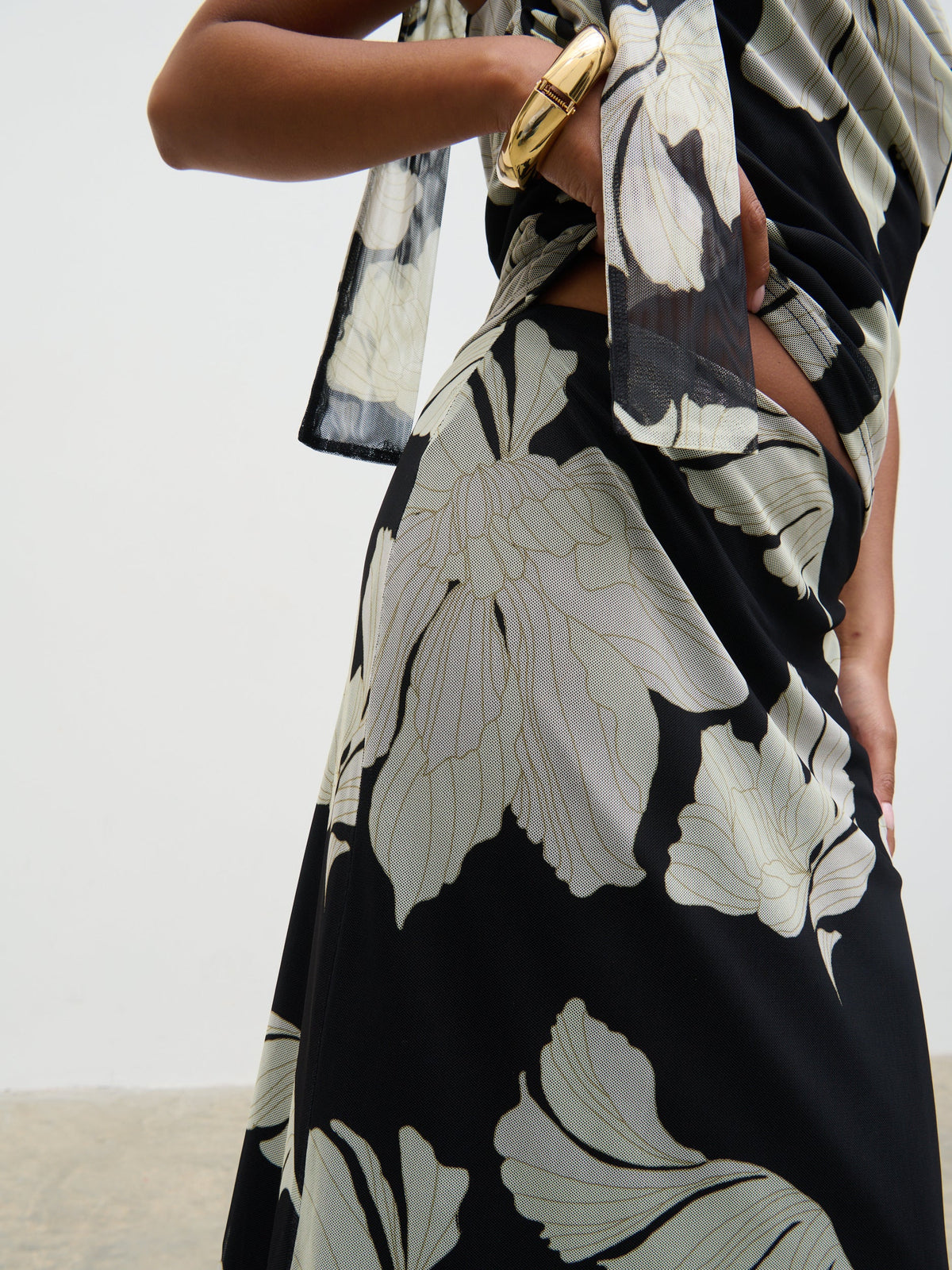 Shea Jersey Maxi Skirt - Monochrome Floral