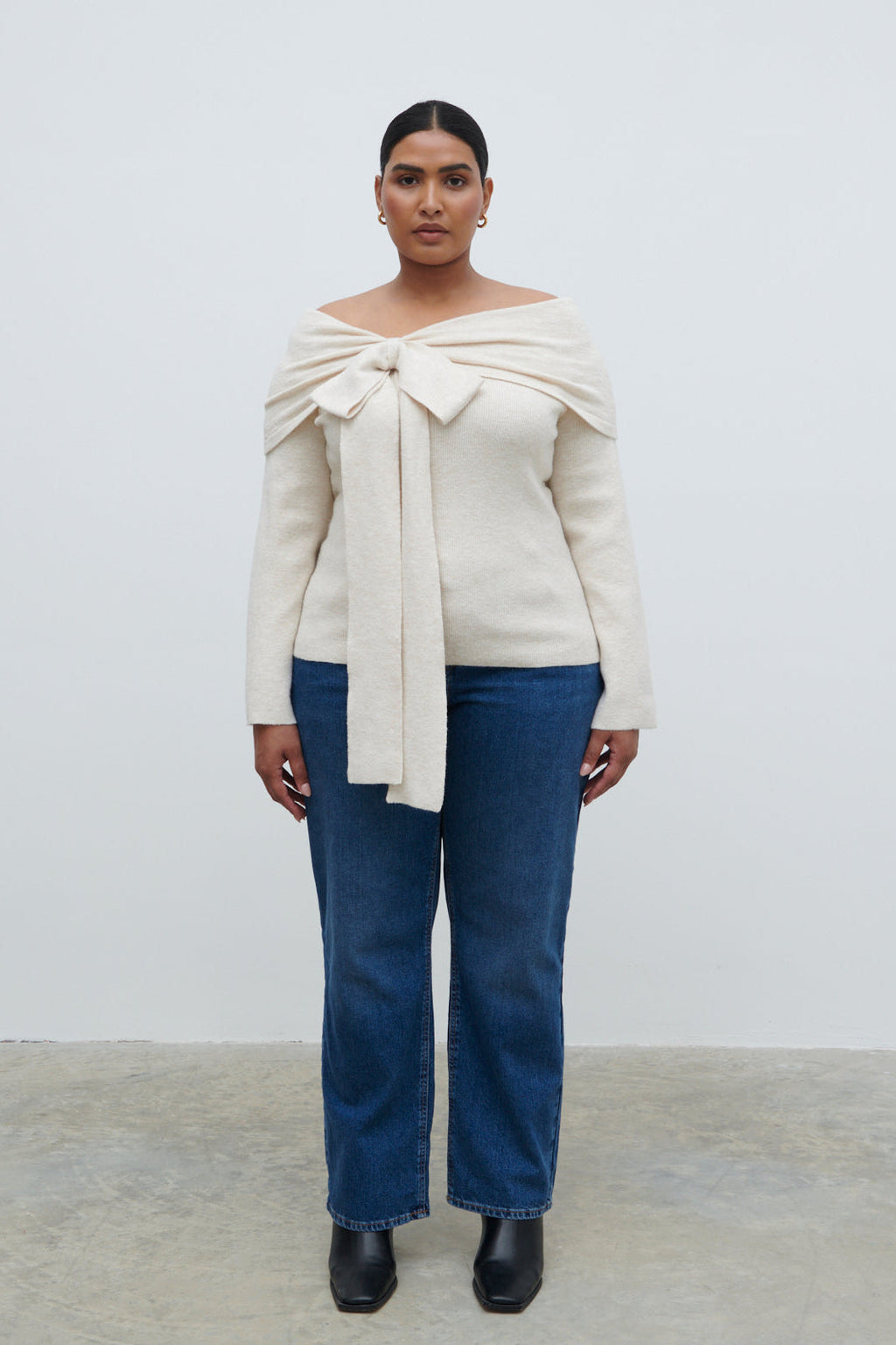 Tilda Bardot Bow Knit Top Curve - Beige