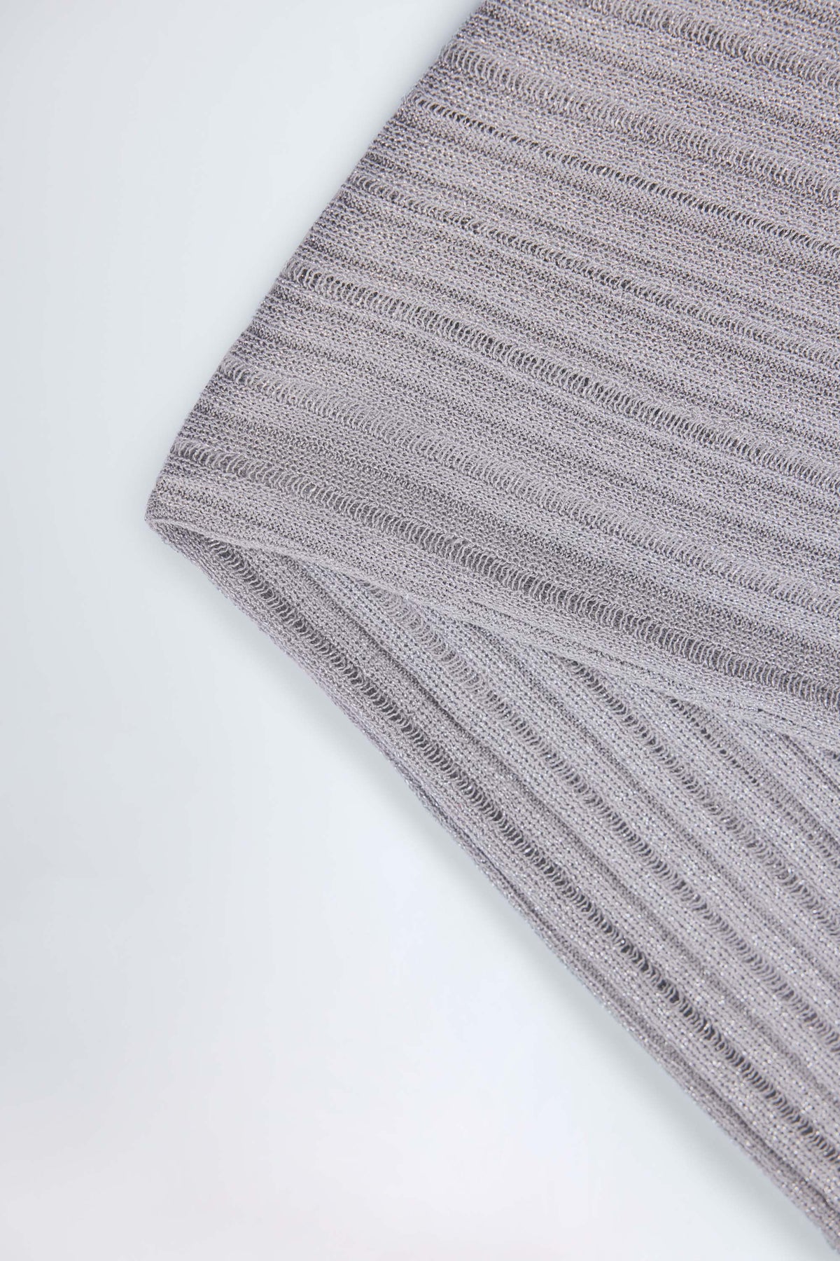 Mid-Rise Flared Trousers in Silver